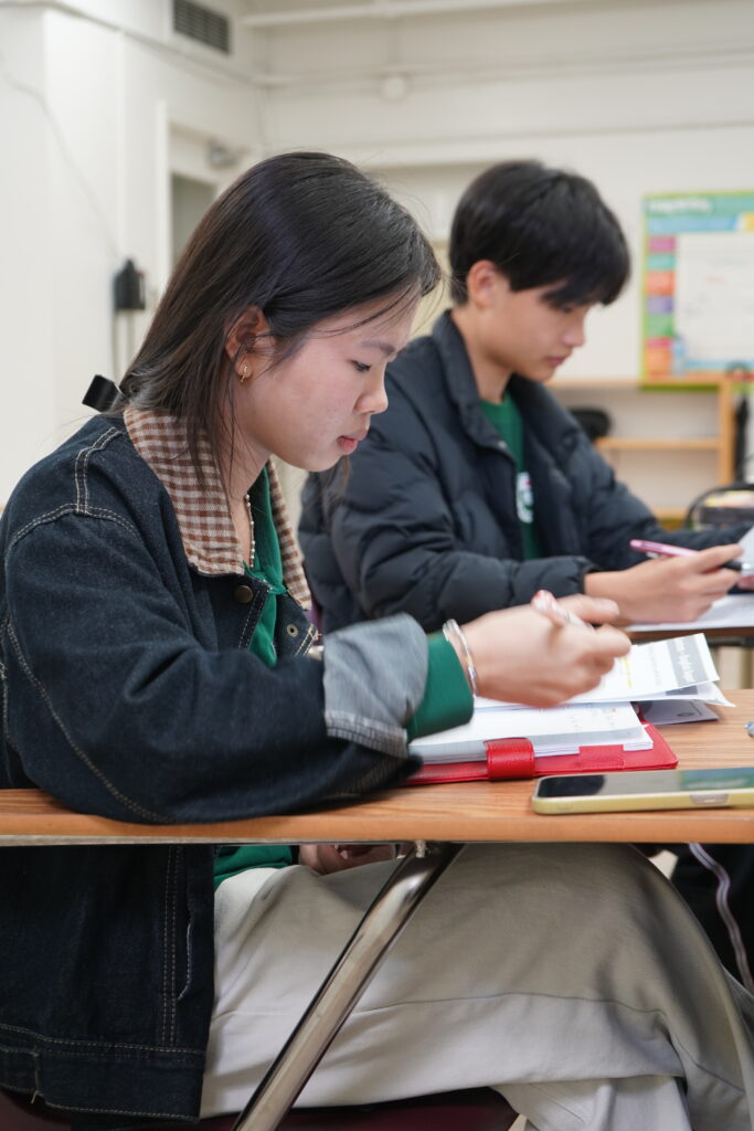 GLCT students studying together in a Toronto private high school classroom.